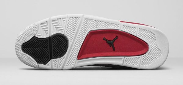 Air Jordan 4 “Alternate"