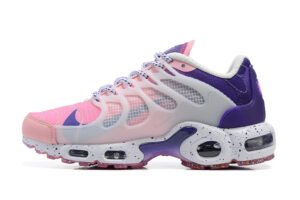 Nike Air Max 90 Terrascape "Pink"