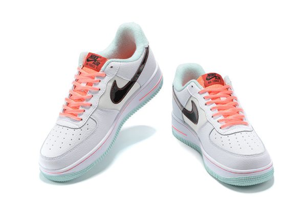 Nike Air Force 1 Low “White Flash Crimson Atomic Pink”