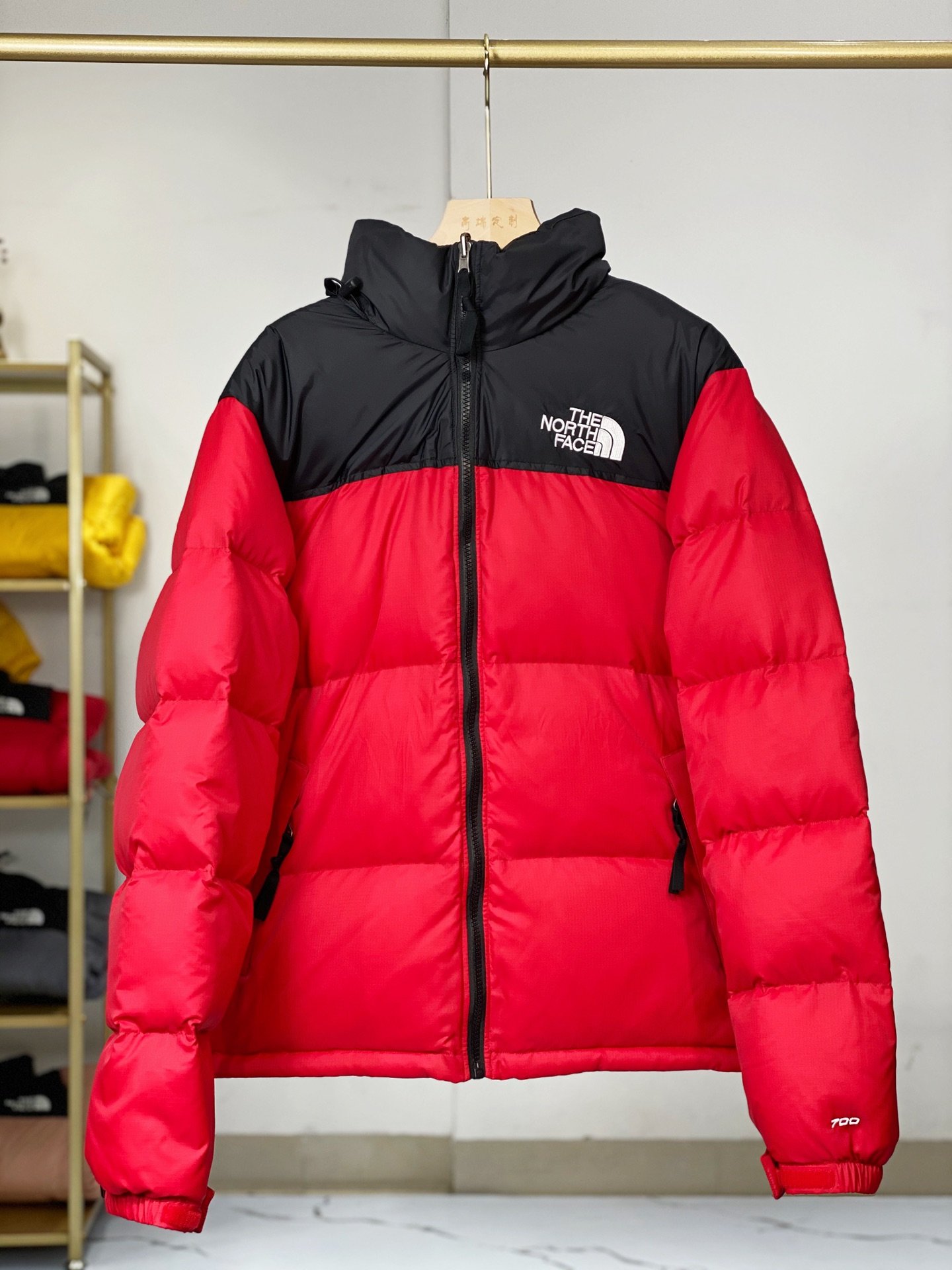 Chaqueta de Plumas The North Face Red - The Foot Planet