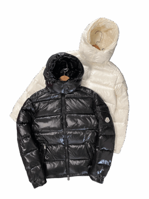 Moncler | "PF7945 Black"