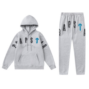 Conjunto Trapstar "Grey It's A Secret"