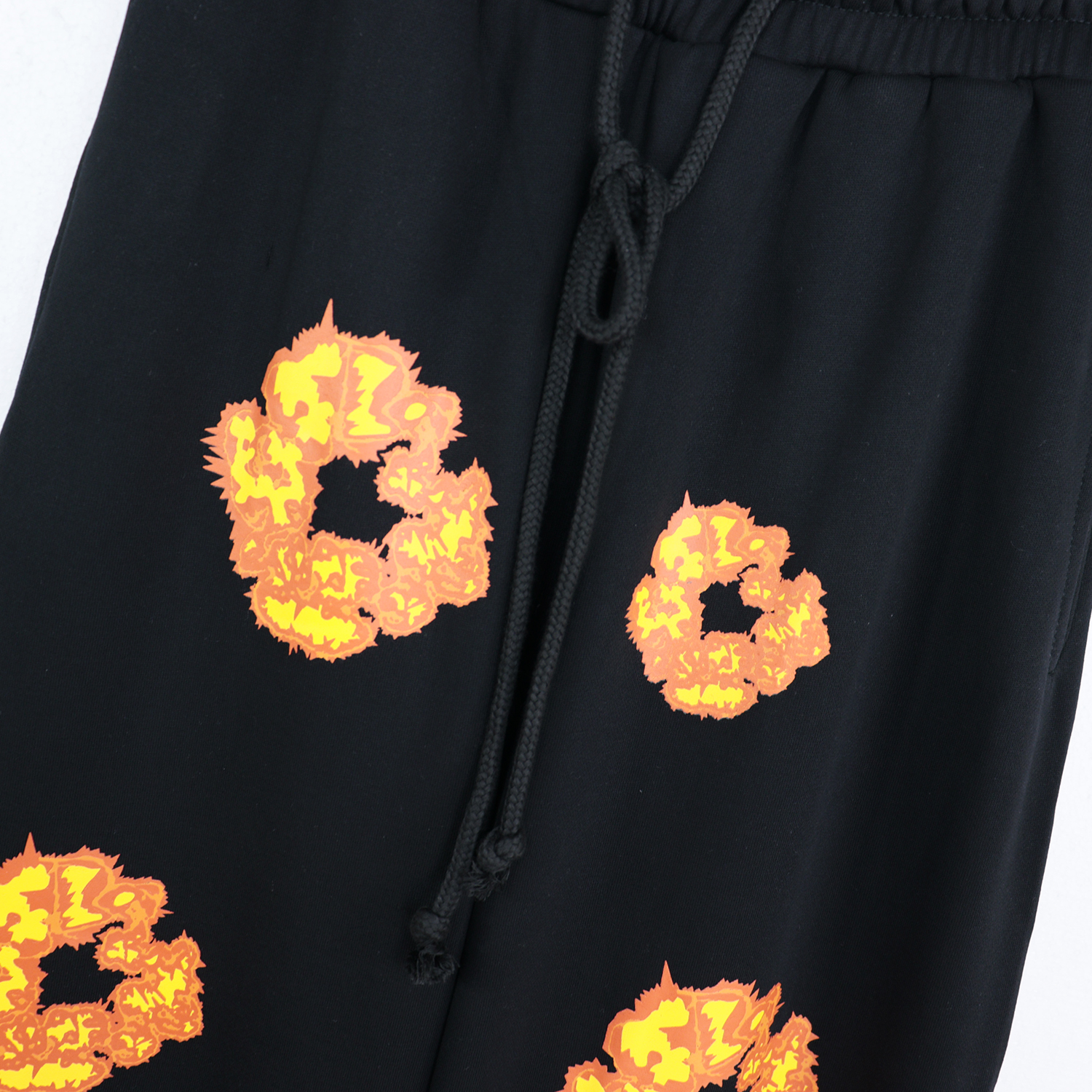 Conjunto Denim Tears "Obsidian Blaze Flowers" - Imagen 5
