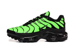 Nike Air Max Plus TN «Black/Lime Green»